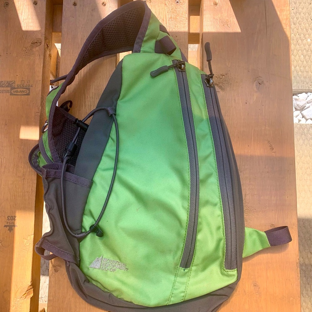 MEC Mountain Equipment Coop Sling Bag Unisex